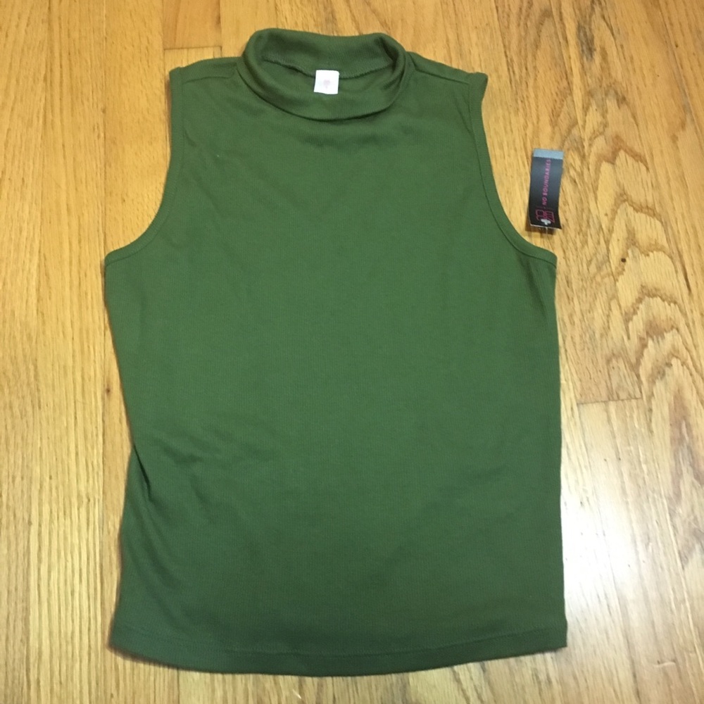 NO BOUNDARIES MOCK NECK TANK - Picture 1 of 5